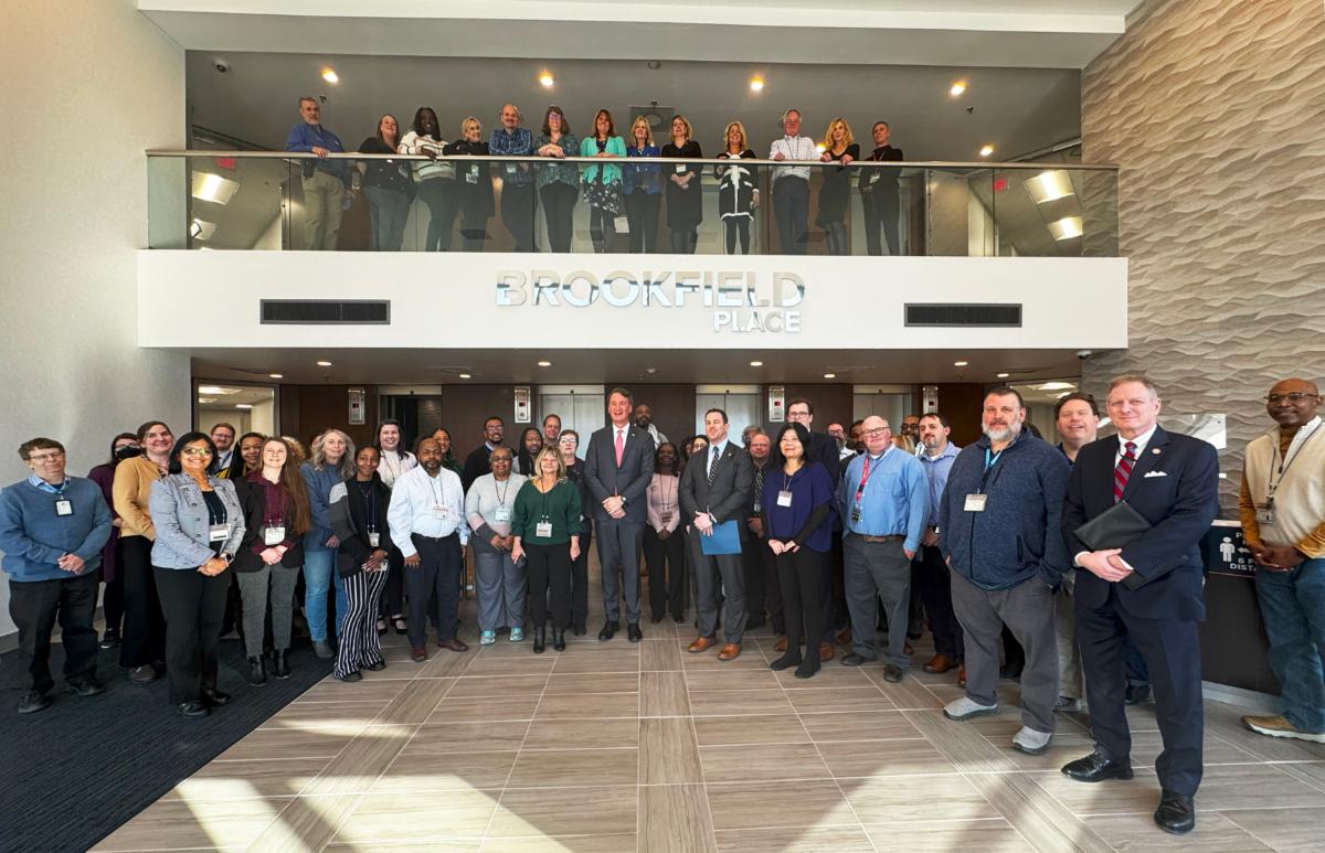 Governor Glenn Youngkin visits VEC on January 13, 2025